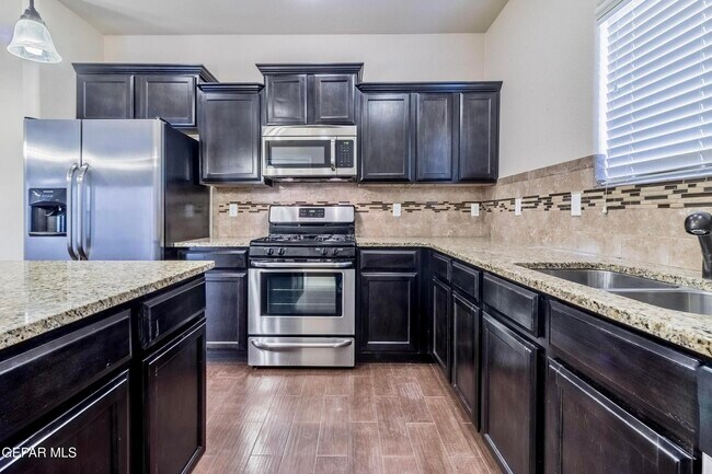 Building Photo - 6723 Boulder Canyon Ln
