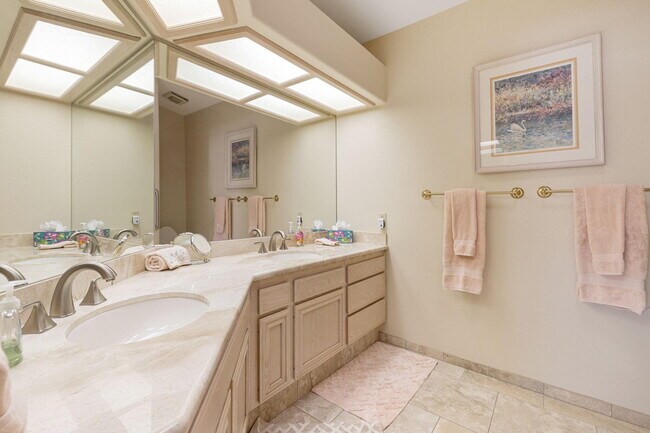 Building Photo - 73657 Agave Ln