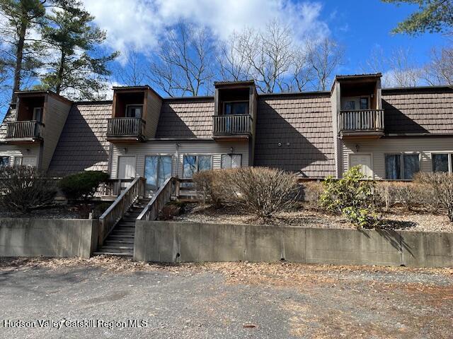 Building Photo - 490 Glasco Turnpike