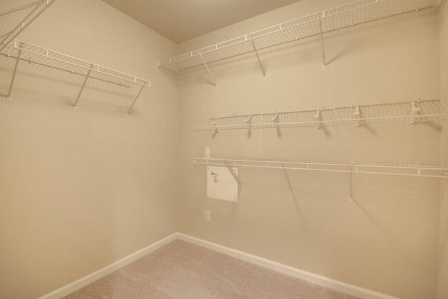 Building Photo - 453 Grayson Way