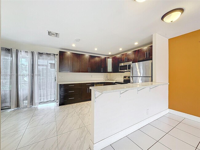 Building Photo - 2686 NW 60th Way