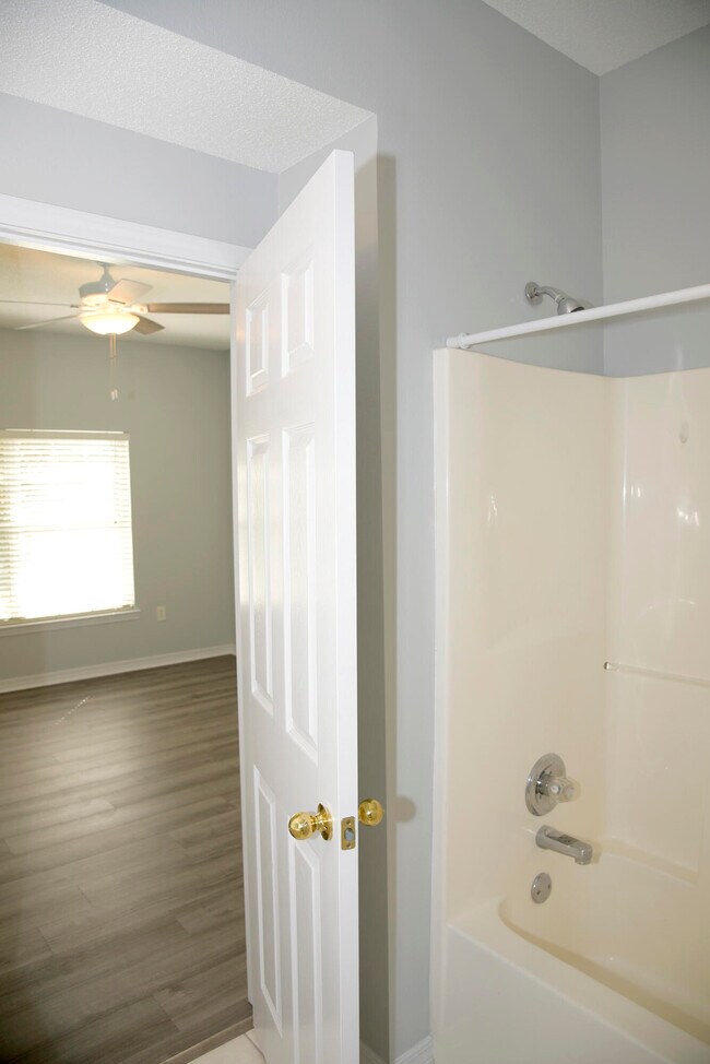 Building Photo - 1501 Partin Dr N