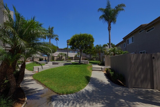 Building Photo - 7861 Clay Ave