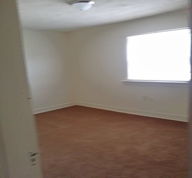 Middle Bedroom - 114 W Blake Ave