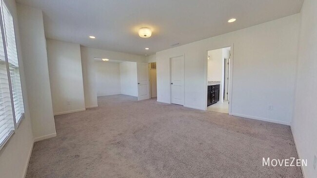 Building Photo - 116 Summerfield Ct