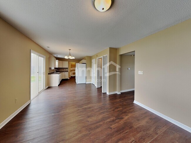 Building Photo - 17378 Austrian Pine Way