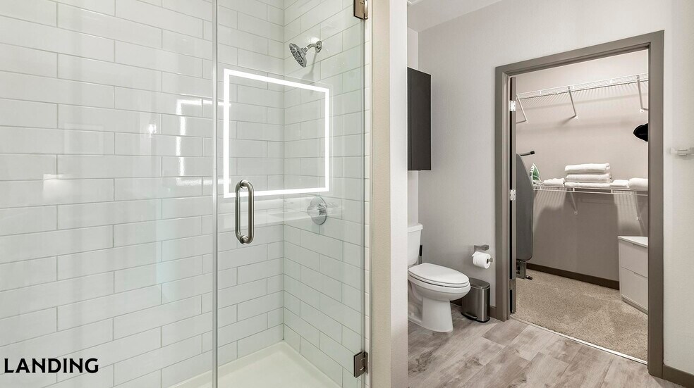 Building Photo - 3150 W Twain Ave