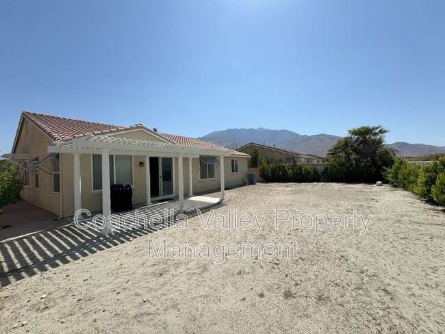 Building Photo - 1290 Esperanza Trail