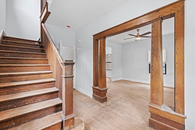 Building Photo - 403 N 9th St