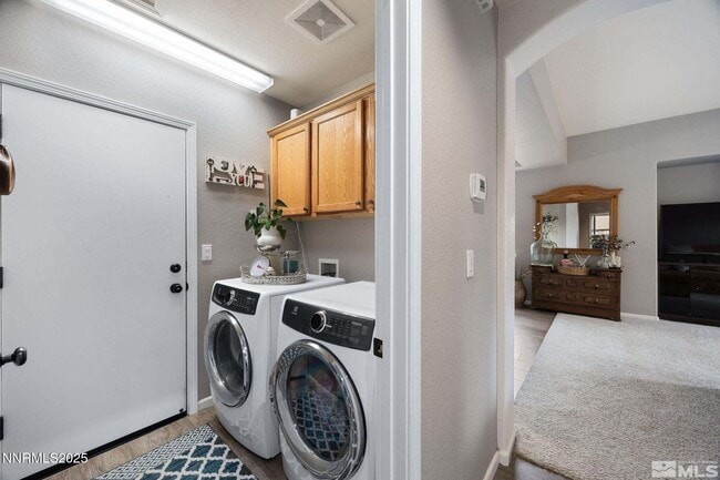 Building Photo - 7057 Verite Dr