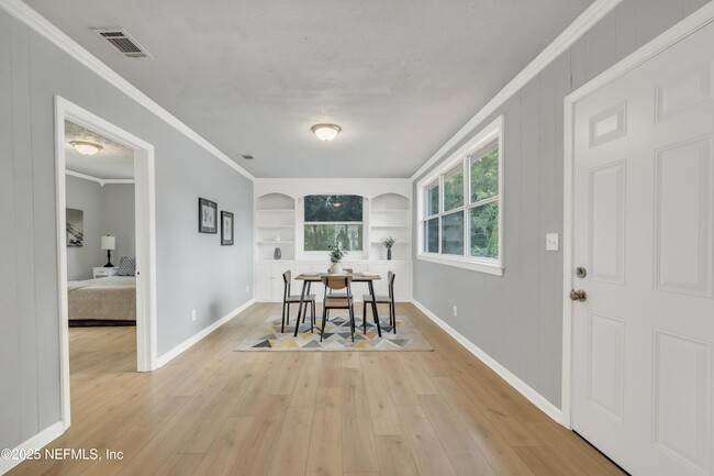 Building Photo - 1232 Hamilton St