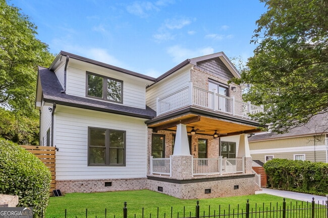 Building Photo - 116 3rd Ave