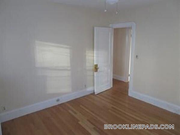 Building Photo - 28 Beaconsfield Rd