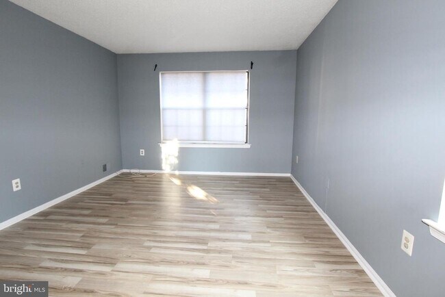 Building Photo - 8 Joyner Ct