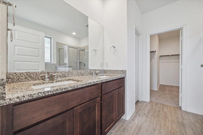 Building Photo - 23007 Forebear Dr