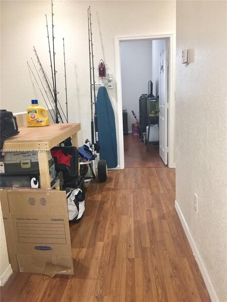 Building Photo - 14067 SW 49th Ct