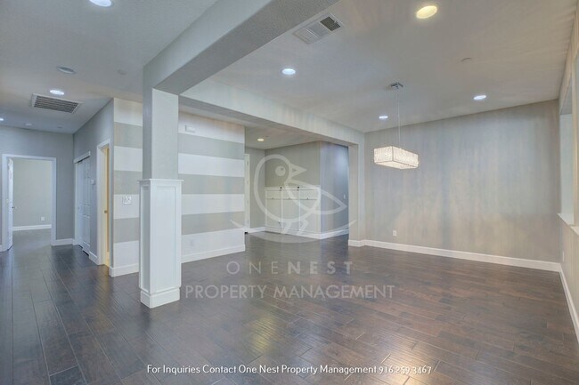 Building Photo - Offering a 6 Month Lease | 4 Bedroom 3 Bathroom Plumas Lake Beauty!