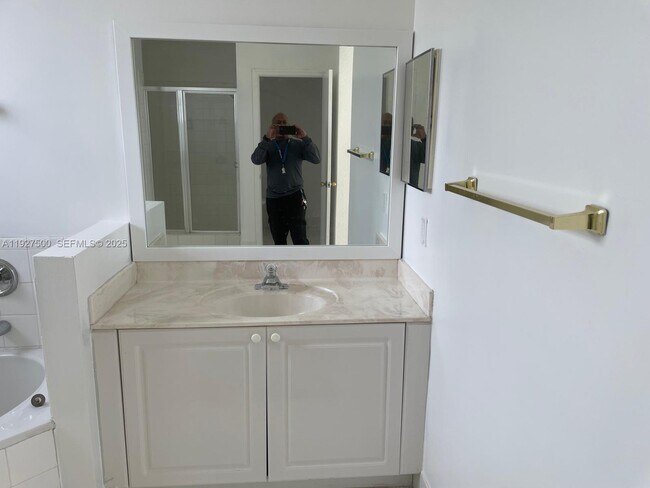 Building Photo - 15964 SW 139th St