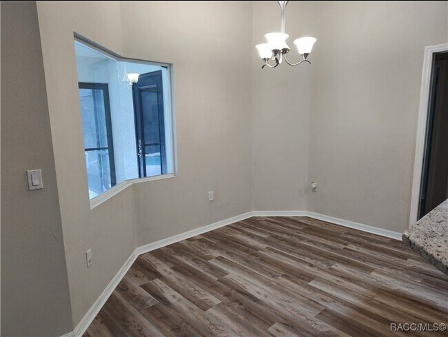 Building Photo - 2905 W Beamwood Dr
