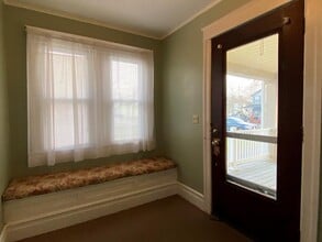 Building Photo - 306 Steuben St