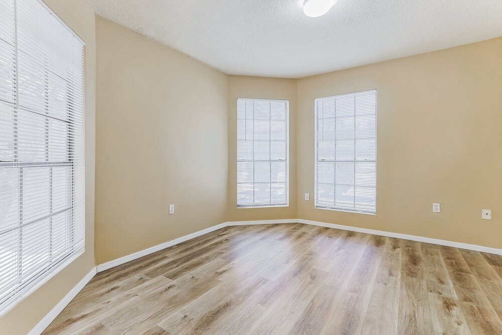 Building Photo - 549 N Granite St