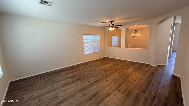 Building Photo - 22156 N Sunset Dr