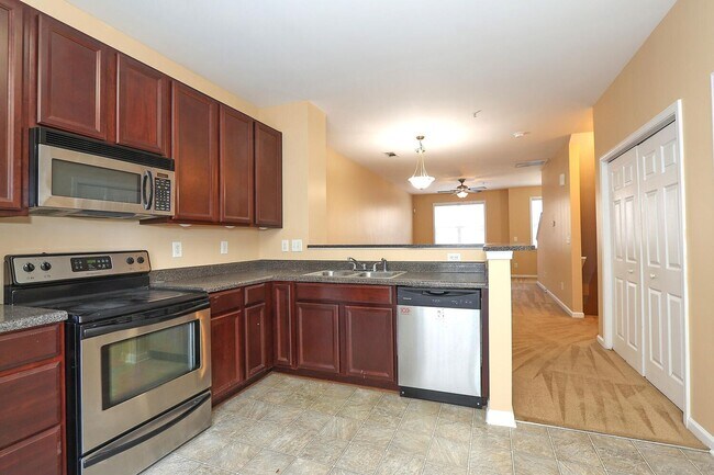 Building Photo - Weddington2664