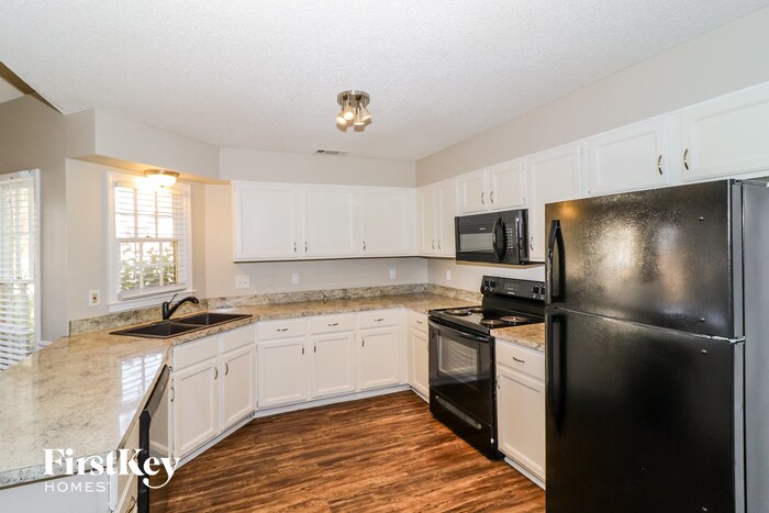 Building Photo - 3877 Altruria Rd