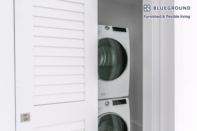 Building Photo - 1288 Howard St