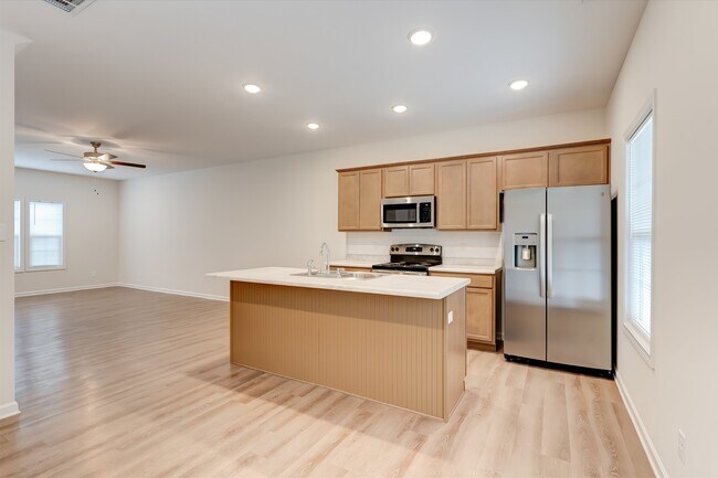 Building Photo - 2807 Cruze Dr