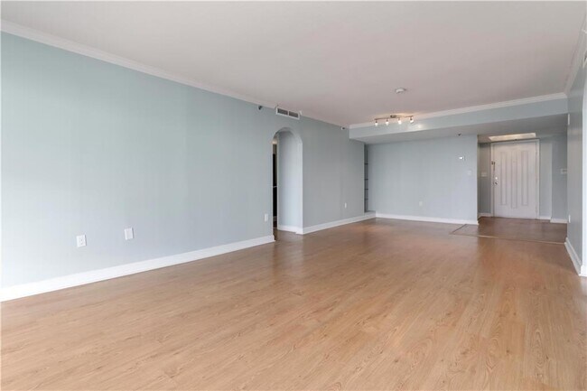 Building Photo - 2870 Pharr Ct S Northwest