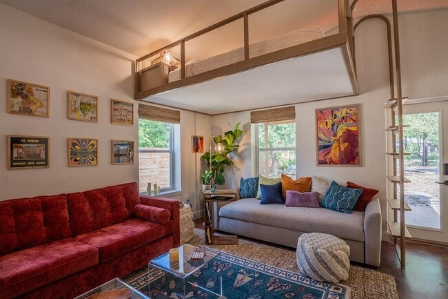 Building Photo - 5200 St Georges Green