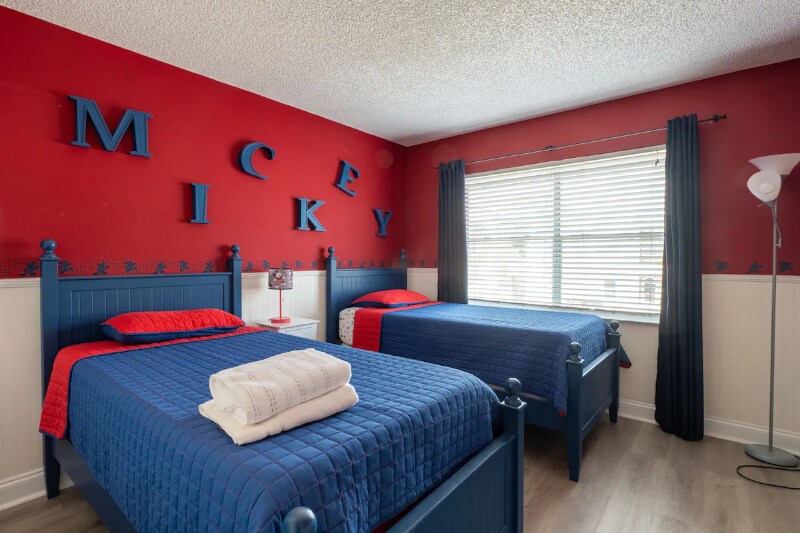 Building Photo - 8824 Coral Palms Ct