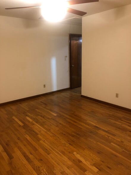 Building Photo - 114 Lawton St