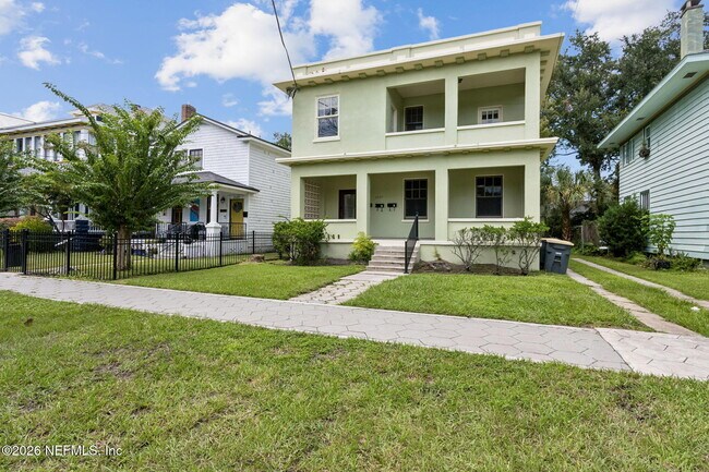 Building Photo - 2527 Forbes St