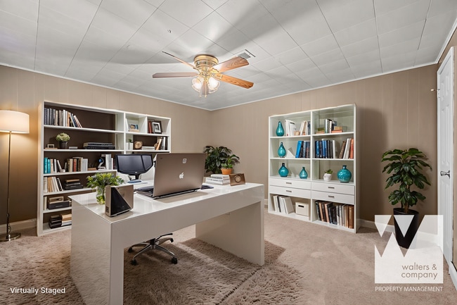 Building Photo - 4-Bed Home with Covered Patio, Fire Pit & Large Backyard in Cherry Creek Schools