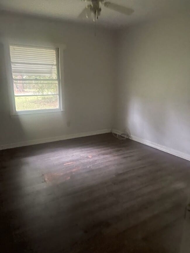 Building Photo - 1312 Colquitt Ave