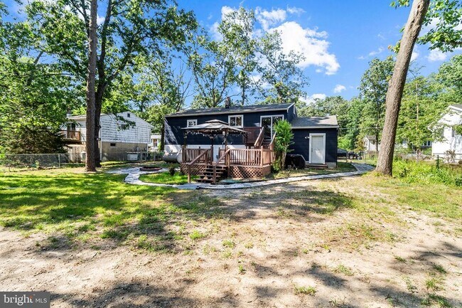 Building Photo - 309 California Trail