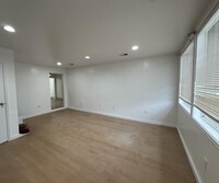 Building Photo - 210 HAMILTON St