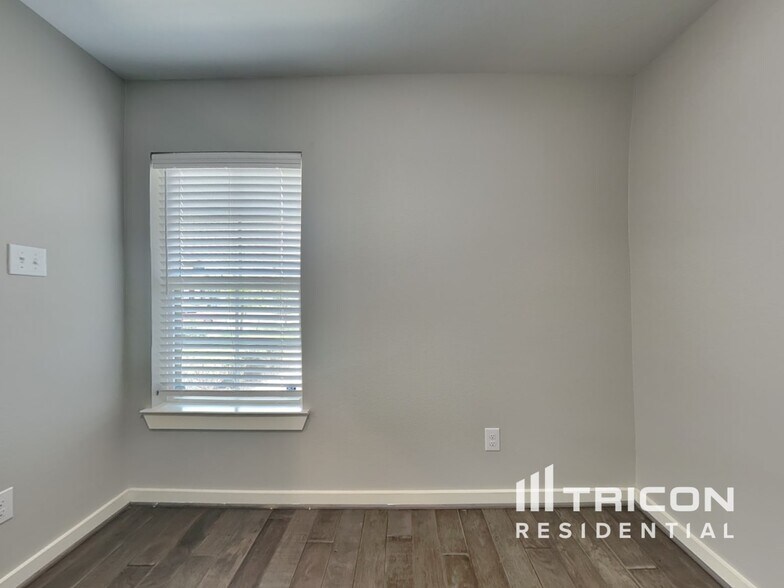 Building Photo - 12719 Gallowhill Dr