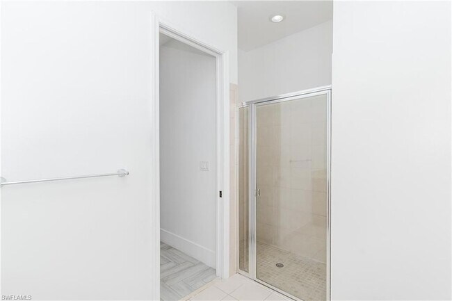 Building Photo - 5360 Brin Way