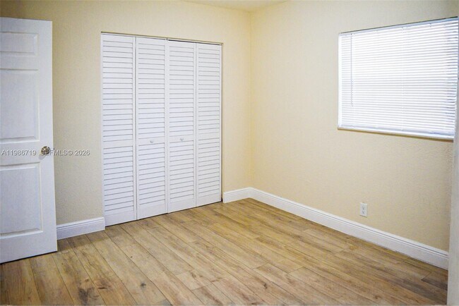 Building Photo - 4260 NW 31st Terrace