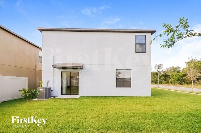 Building Photo - 12702 Hampton Hill Dr