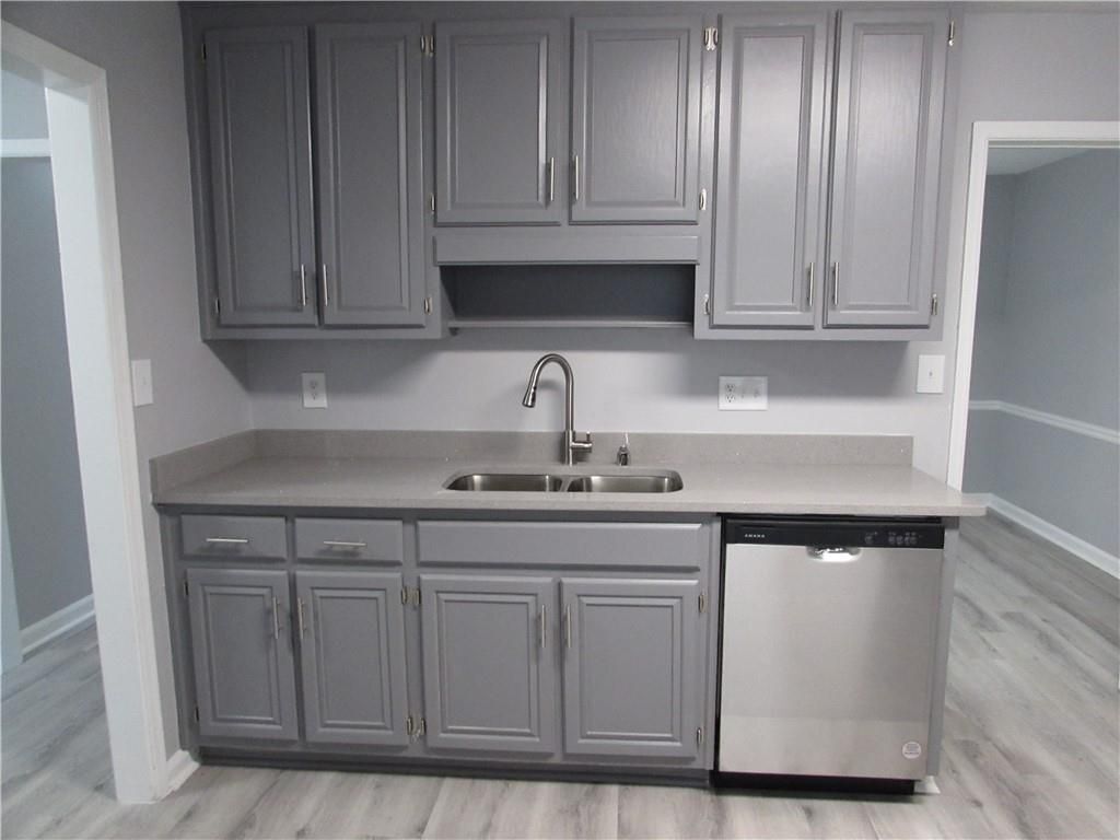 Building Photo - 1774 Twin Brooks Dr SE