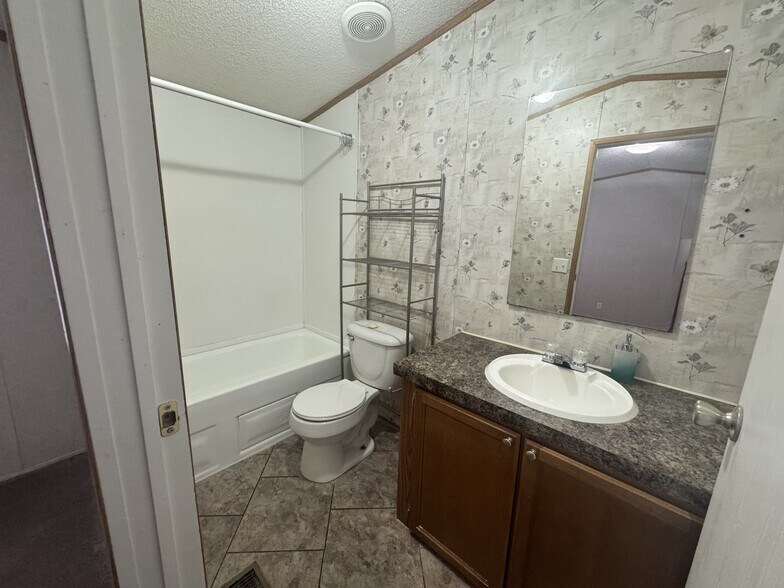 Building Photo - 65188 Highway 1058