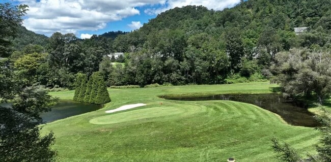 Building Photo - 270 Creatwood Trail