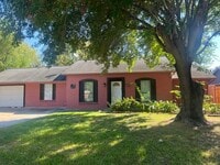 Building Photo - 9314 Valley Stream