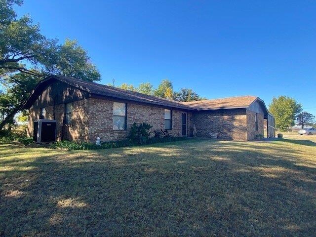 Primary Photo - 6105 SE Bishop Rd