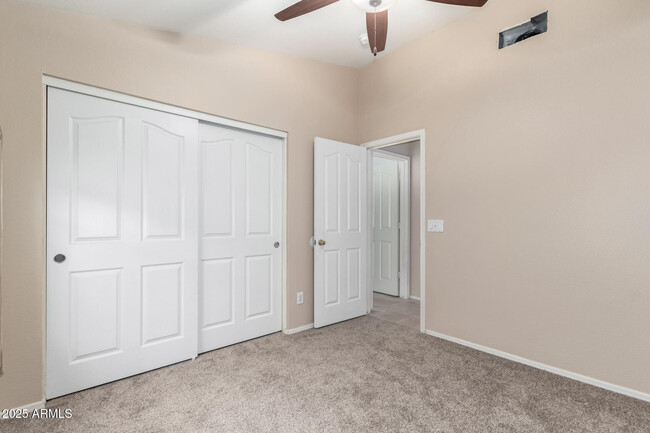 Building Photo - 4431 E Melinda Ln