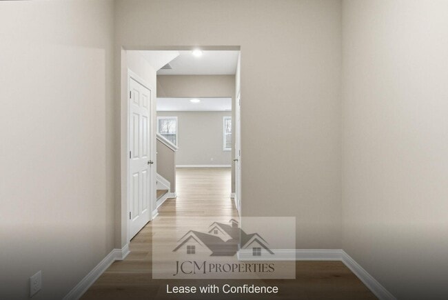 Building Photo - 117 Lambert Fld